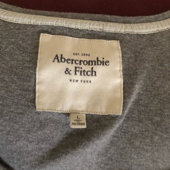 Shirt - Picture 2 of 3